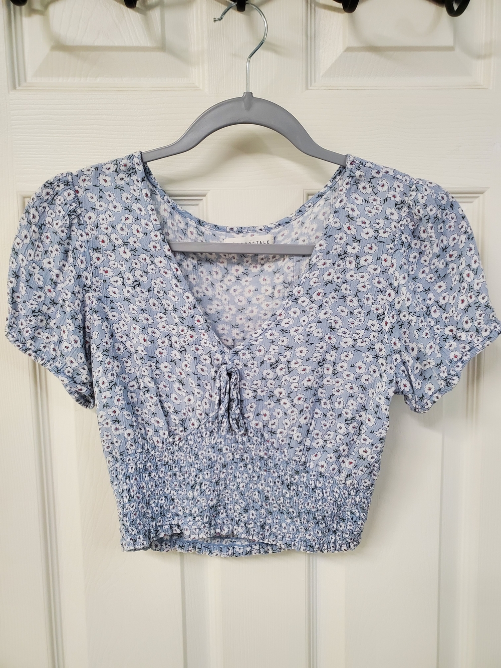 Aeropostale Light Blue Floral Smocked Crop Top